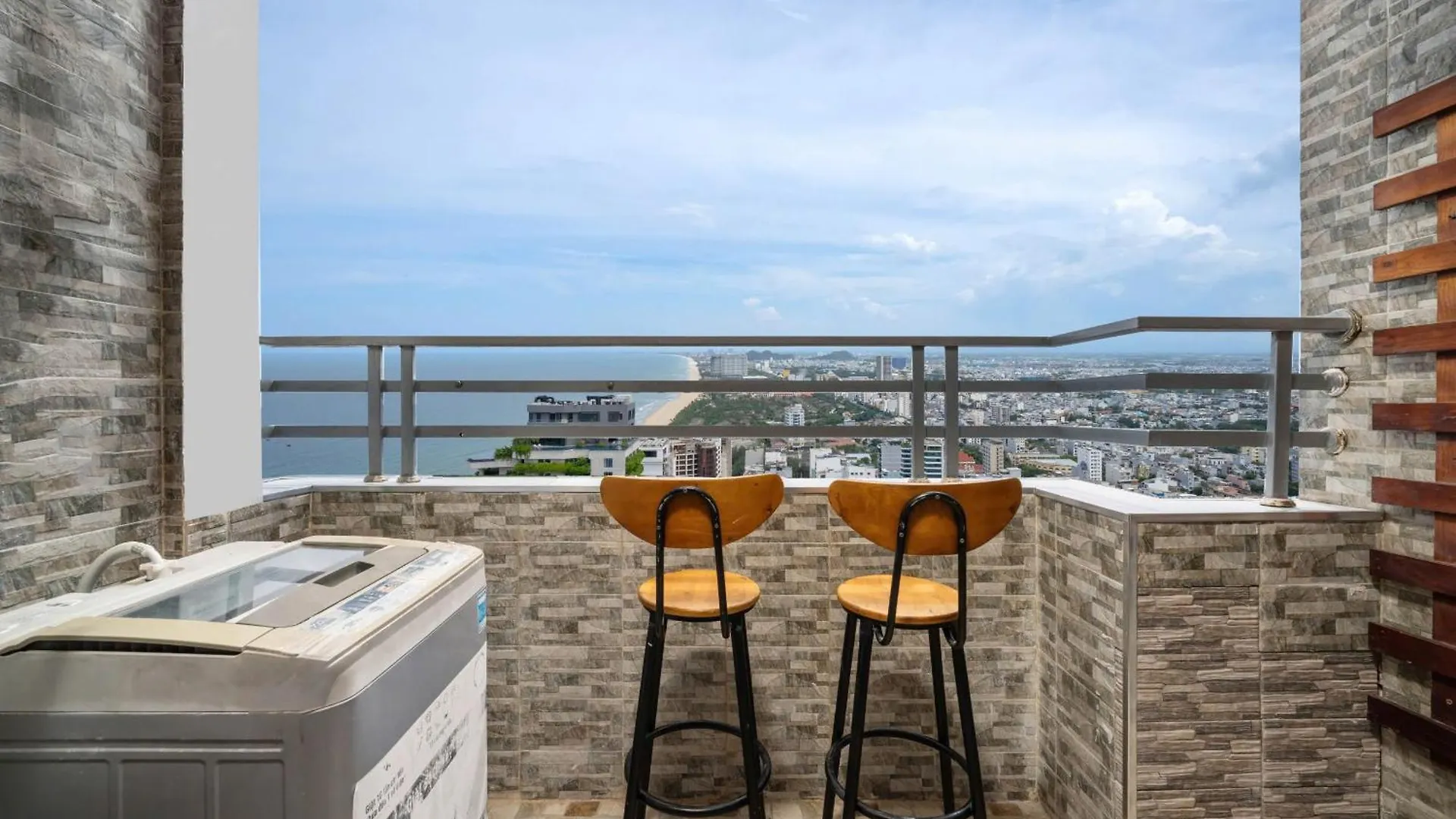 Dn Seaview Appt Kt Apartment Da Nang